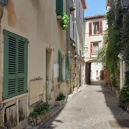 Appartement En Duplex Vue Mer A Antibes By Weekome * Αντίμπ