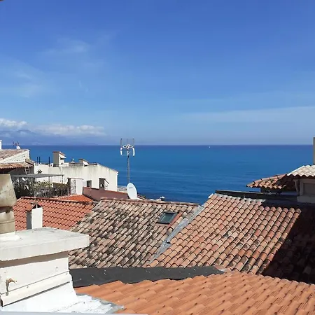 Διαμέρισμα Appartement En Duplex Vue Mer A Antibes By Weekome